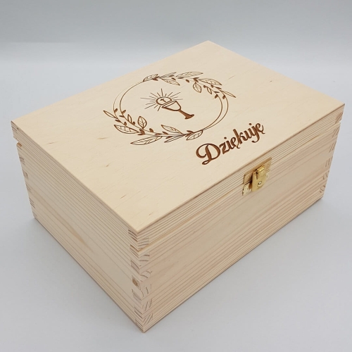 pudełko na prezent komunijny.jpg