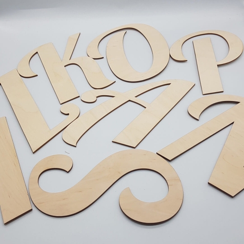 alfabet z drewna.jpg