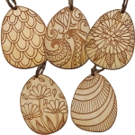 Drewniane jajka wielkanocne – dekoracje wielkanocne