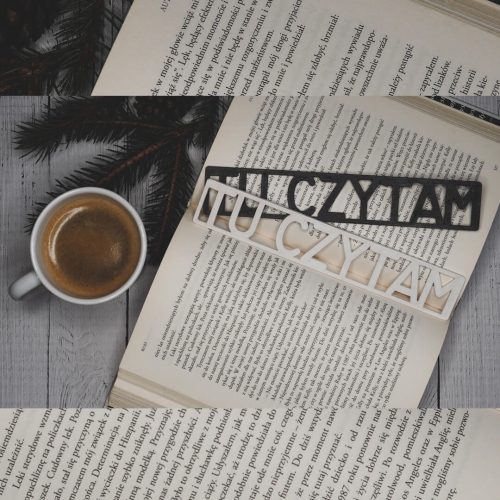 drewniana zakładka do książki tu czytam