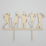 Topper na tort z motywem zawodów – dekoracja tortu urodzinowego