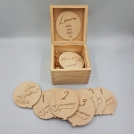 Tabliczki do zdjęć dla przyszłej mamy – rekwizyty do sesji ciążowej