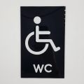 eleganckie oznaczenie toalety dla niepełnosprawnych.jpg