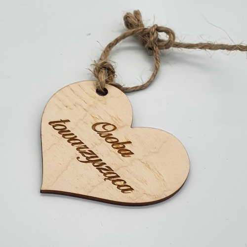 drewniane winietki na wesele