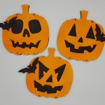  Drewniane dynie na Halloween – dekoracje halloweenowe dla dzieci