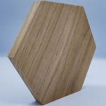 Drewniane heksagony dekoracyjne – ozdoba ścienna z litego drewna