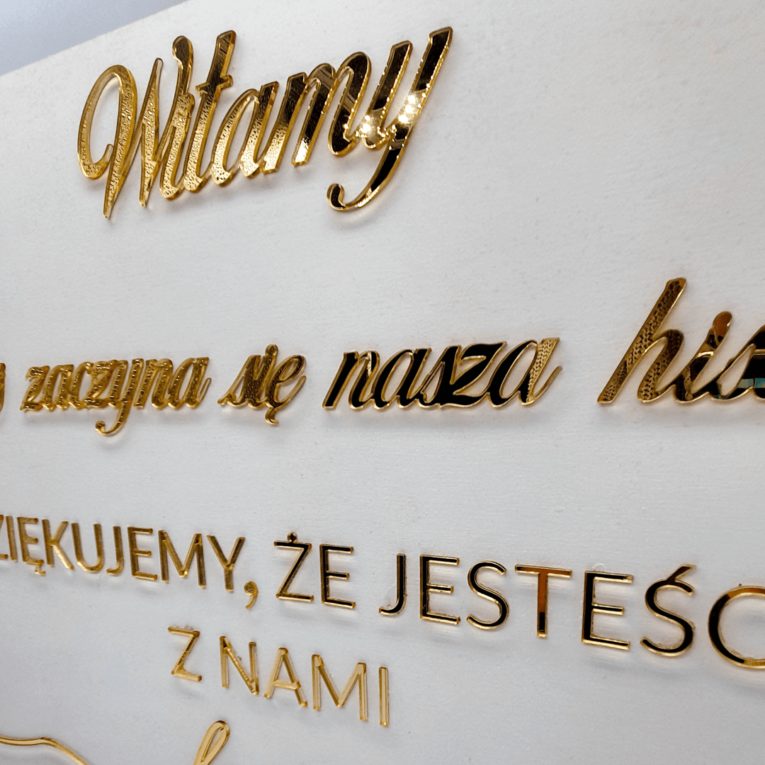 biała tablica powitalna