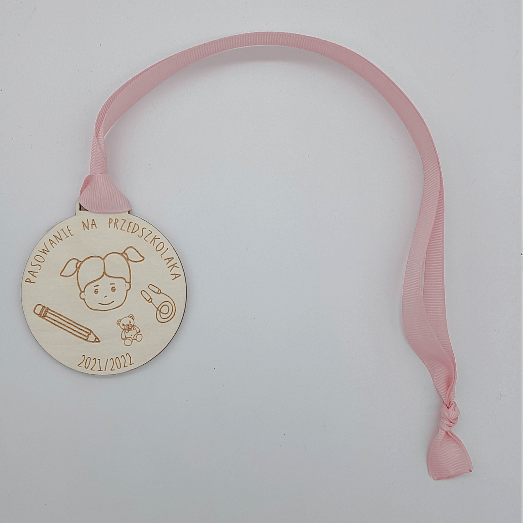 medal pasowanie na przedszkolaka