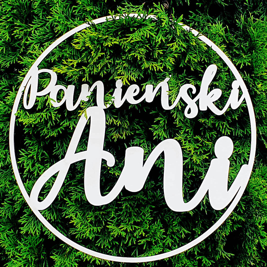 koło z napisem wieczór panieński