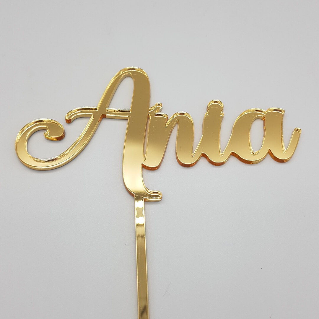 topper z imieniem osoby